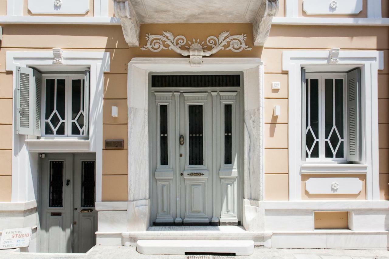 אתונה Step One | Luxury Suites Right In The Heart Of Acropolis Next To Metro Station מראה חיצוני תמונה